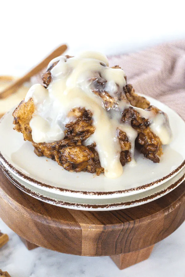 Crock Pot Cinnamon Roll Casserole