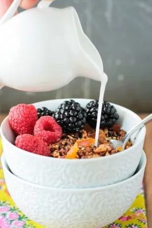 Crunchy Quinoa Breakfast Cereal