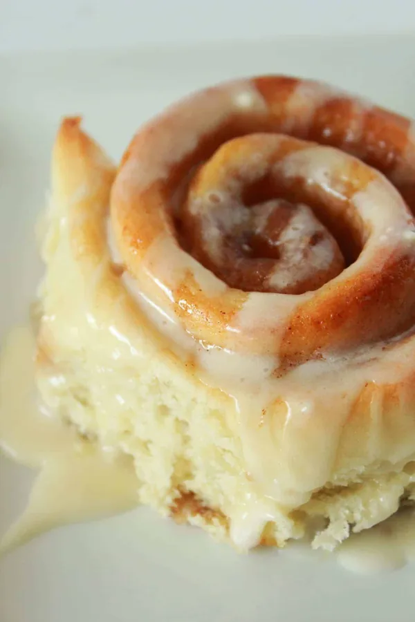 Easy Cinnamon Rolls Recipe