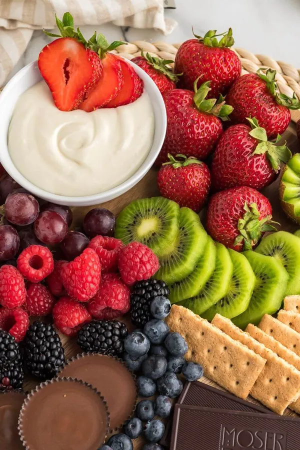 Easy Fruit Dip with Marshmallow Cream