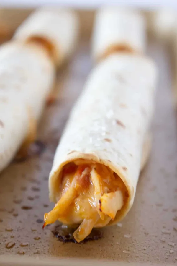 Easy Homemade Chicken Taquitos