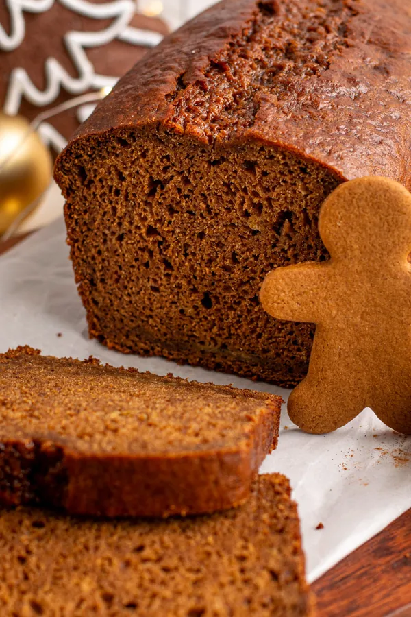Gingerbread Banana Bread