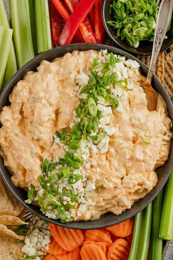 Greek Yogurt Buffalo Chicken Dip