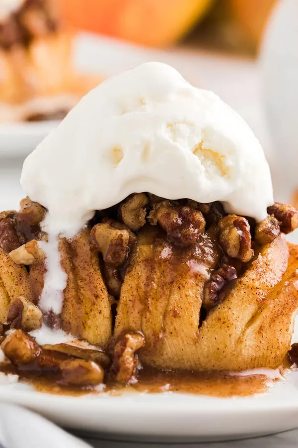 Hasselback Apples