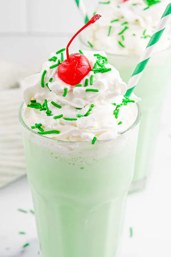 McDonald's Shamrock Shake (Copycat Recipe)