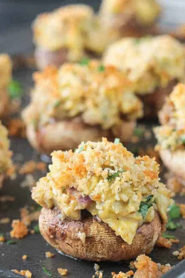 Mediterranean Vegan Stuffed Mushrooms