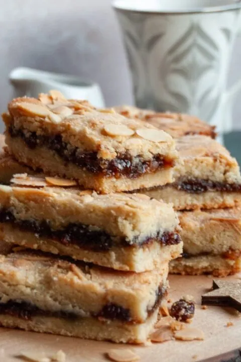 Mincemeat Shortbread Bars