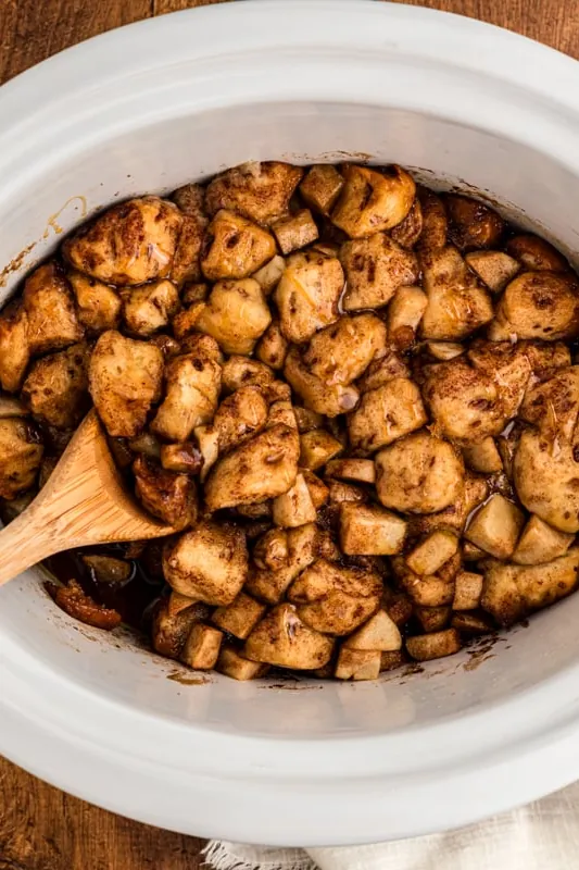 Slow Cooker Caramel Apple Cinnamon Roll Casserole