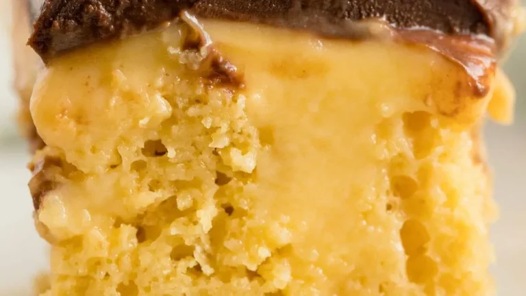 28 Easy Potluck Cake Ideas (That Everyone Will Love)