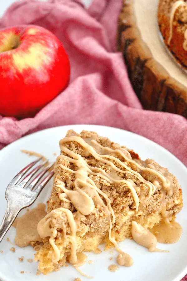 Apple Crumb Cake