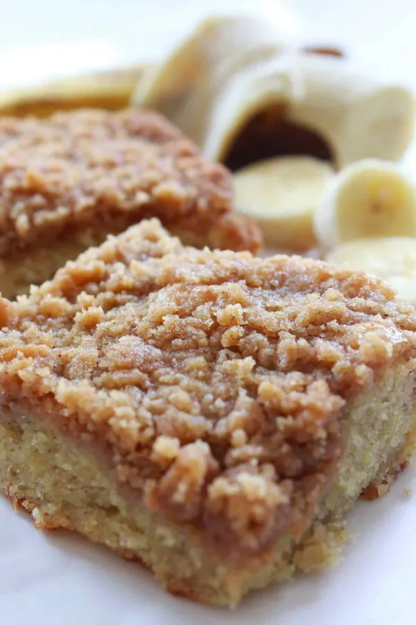 Banana Crumb Cake Recipe