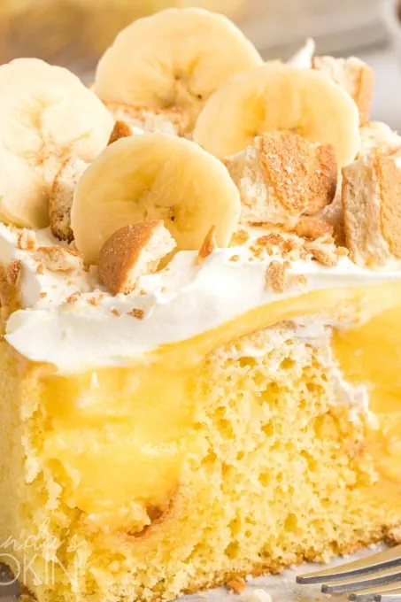 Banana Pudding Poke Cake