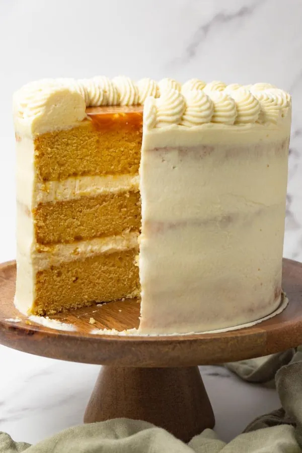 Caramel cake