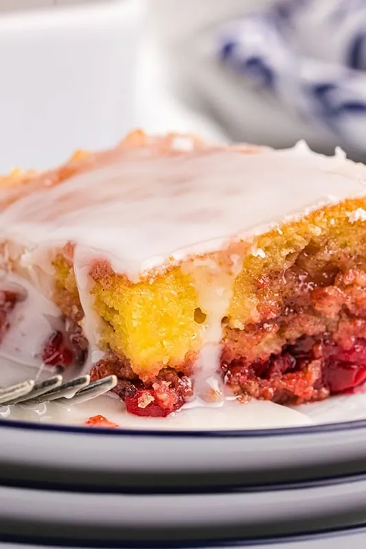 Cherry Honey Bun Cake Recipe