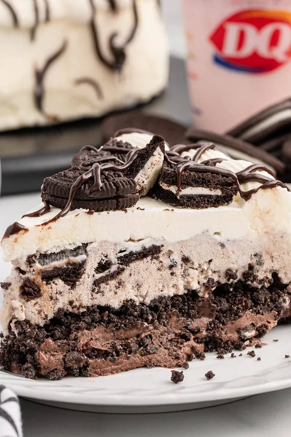 Dairy Queen Copycat Oreo Cookie Ice Cream Cake