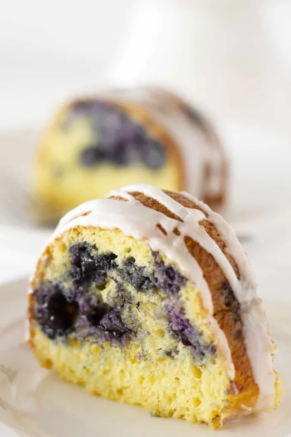 Easy and Moist Blueberry Bundt Cake Recipe
