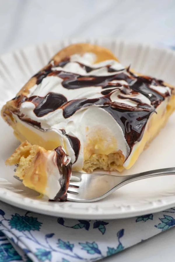 Easy Cream Puff Dessert