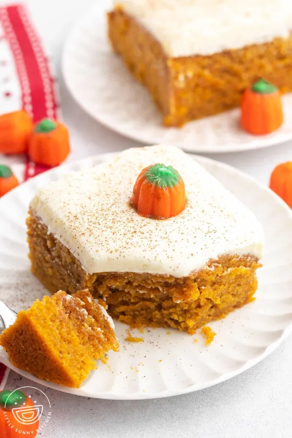 Easy Pumpkin Cake Recipe