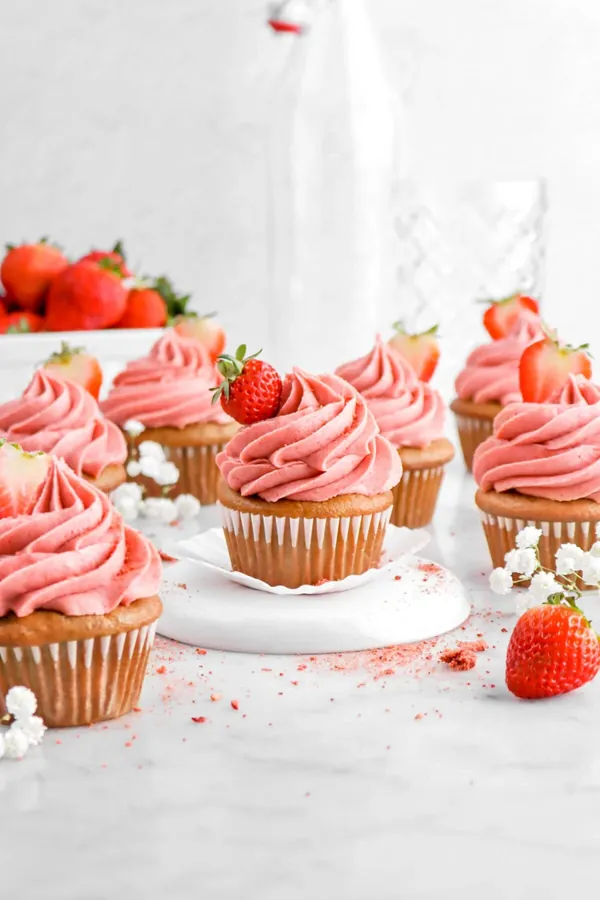 Easy Strawberry Cupcakes with Strawberry Frosting
