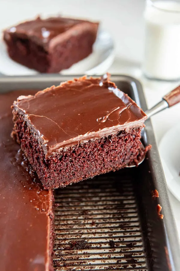 One Bowl Chocolate Cake