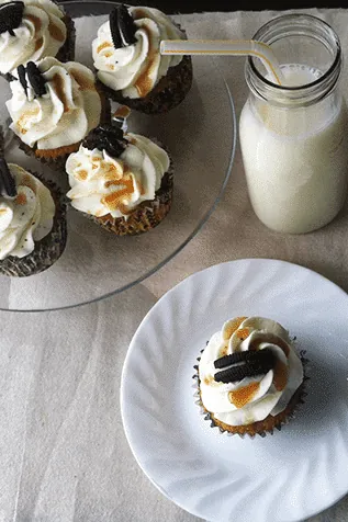 Oreo Cookies and Cream Cupcakes