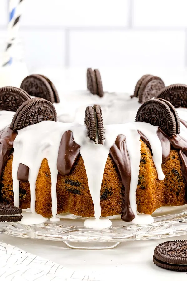 Oreo Pound Cake