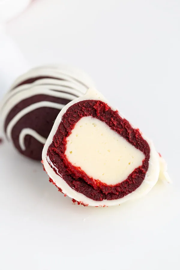 Red Velvet Cream Cheese Cake Pops