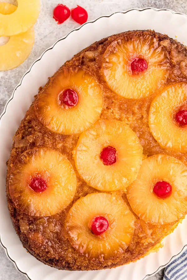 Slow Cooker Pineapple Upside Down Cake