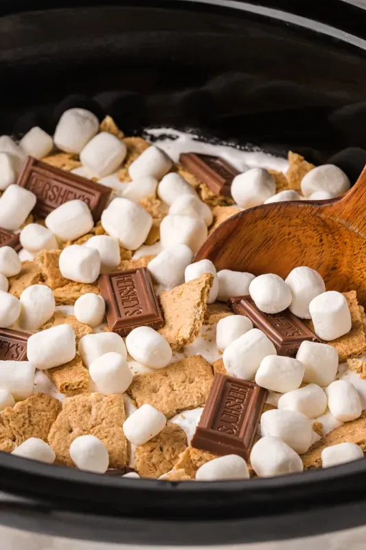 Slow Cooker Smores Cake