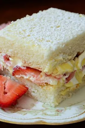 Strawberries and Cream Cake