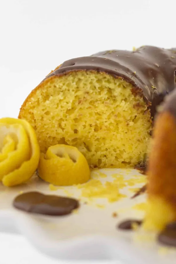 The Best Chocolate and Lemon Bundt Cake Recipe