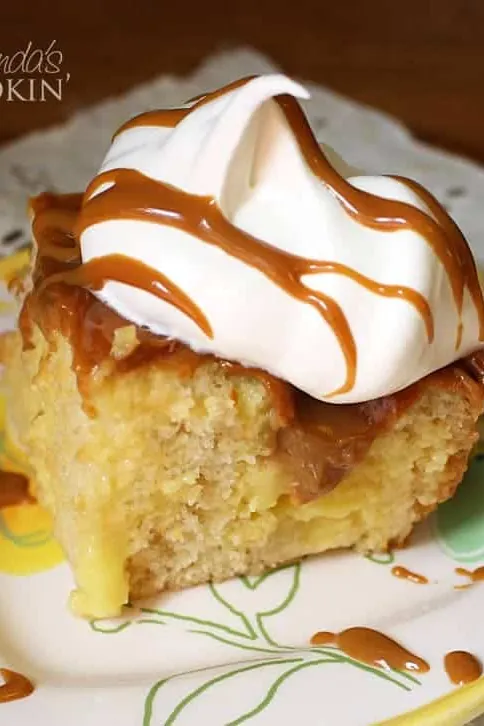 Vanilla Dream Crock Pot Cake