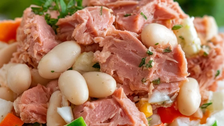 Tuna & Cannellini Bean Salad Bowl - Featured