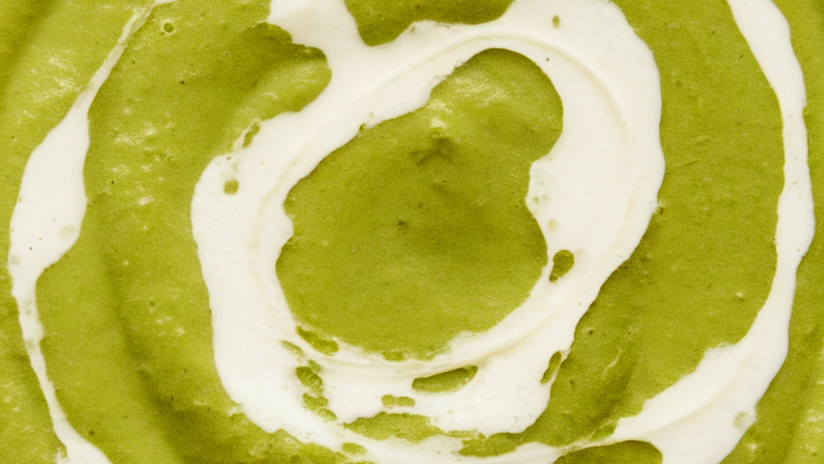 Asparagus Soup with Shallot and Cream - Featured