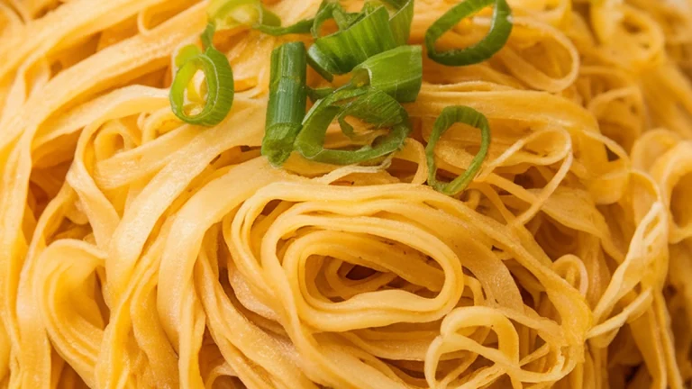 Egg Noodles IV - Featured